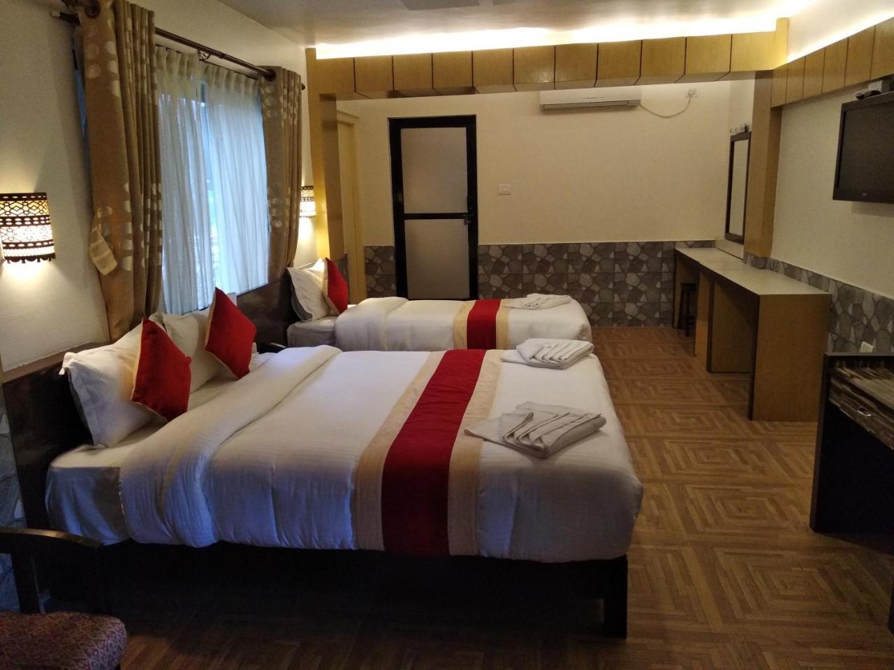 Hotel Splendid View Pokhara Exterior photo
